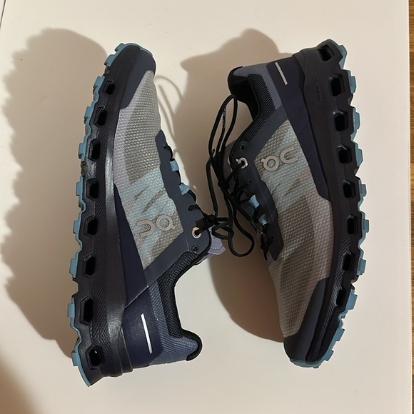 On Running Cloudvista trail running shoes. Worn once. Minimal wear/dirt on sole. - Picture 3 of 8